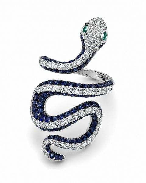 Exclusive "Venom Of Light" Collection 
