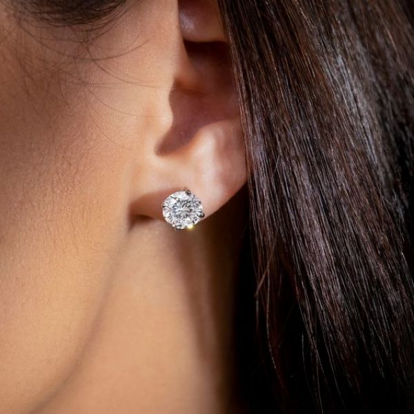 2-2 ct Cvd Diamond Earrings ID:25